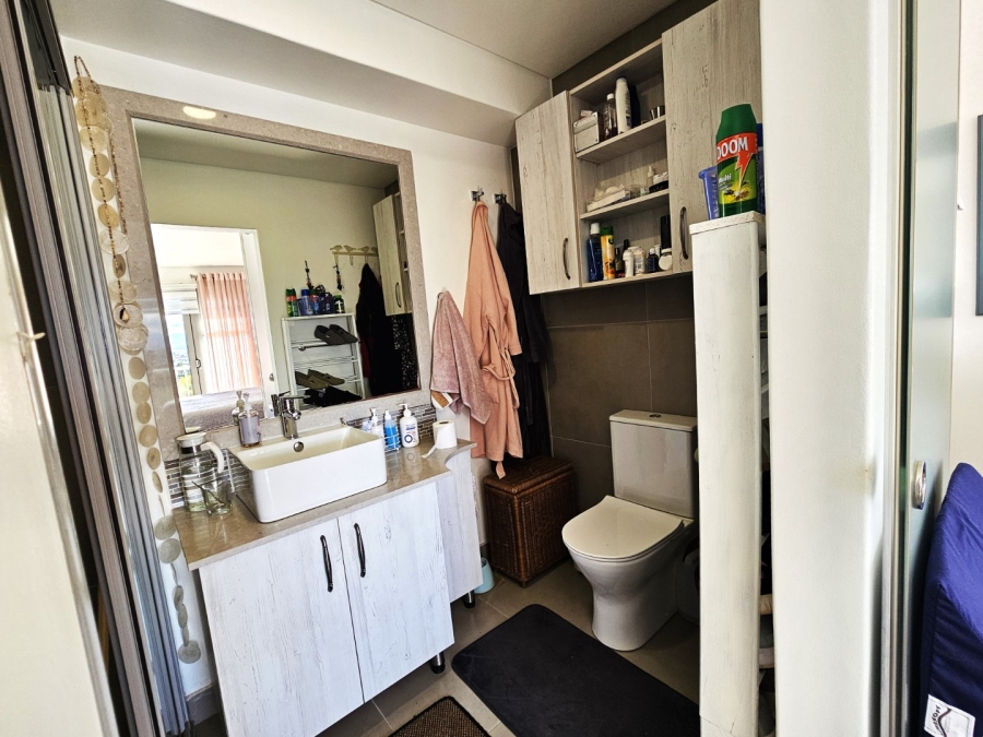 2 Bedroom Property for Sale in Island View Western Cape
